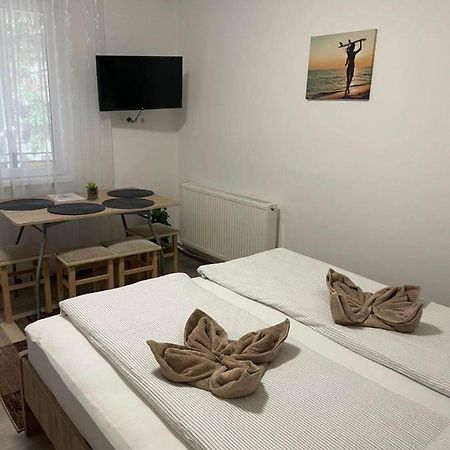 Krisztina Apartman 81 Hajduszoboszlo Bagian luar foto