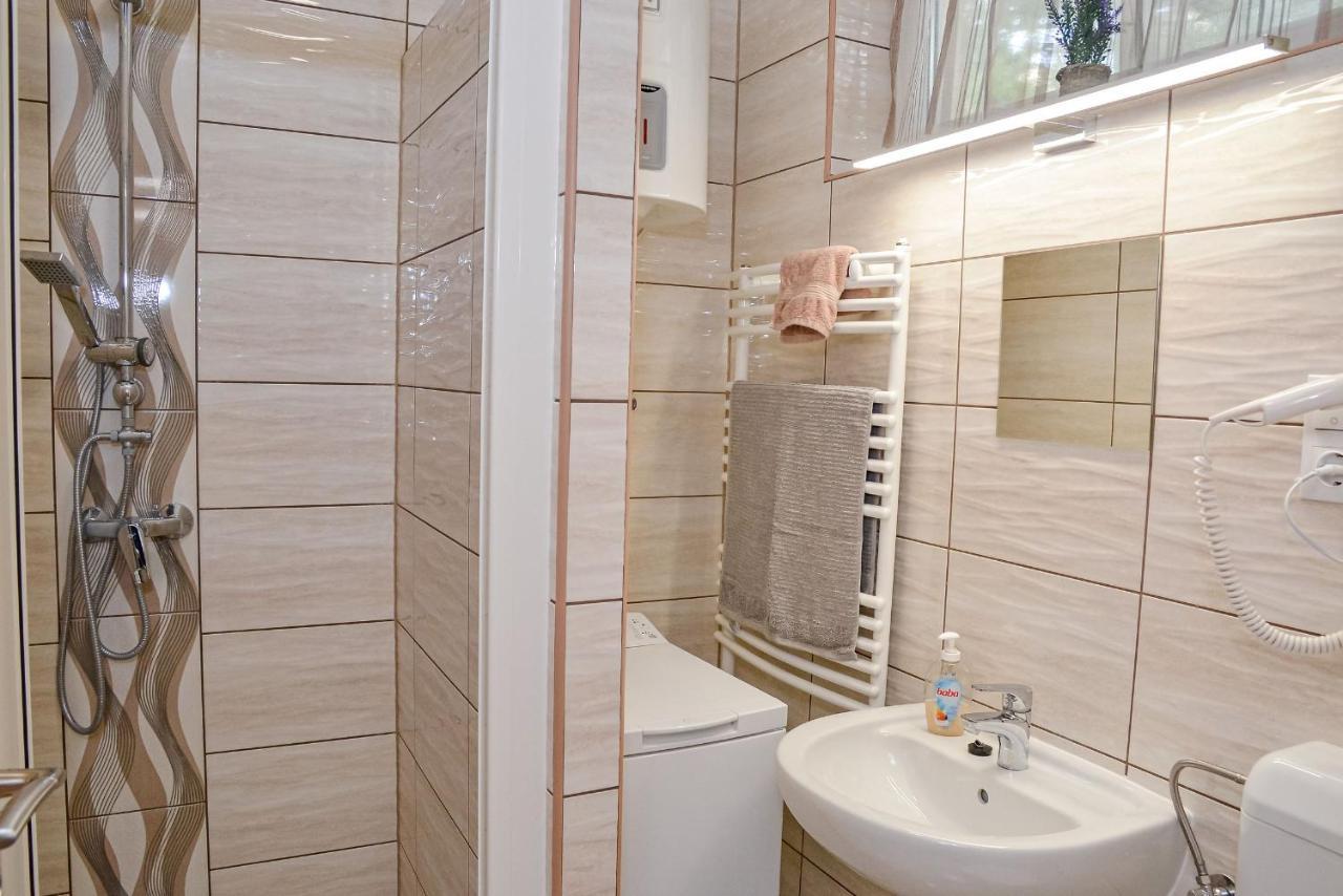 Krisztina Apartman 81 Hajduszoboszlo Bagian luar foto