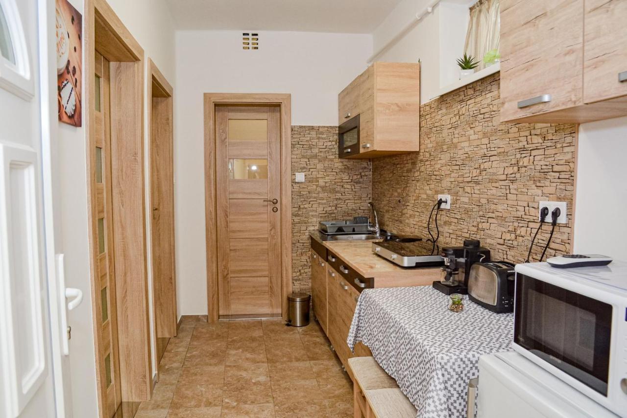 Krisztina Apartman 81 Hajduszoboszlo Bagian luar foto